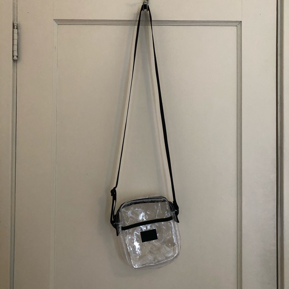 Pink Victoria’s Secret | Crossbody Bag